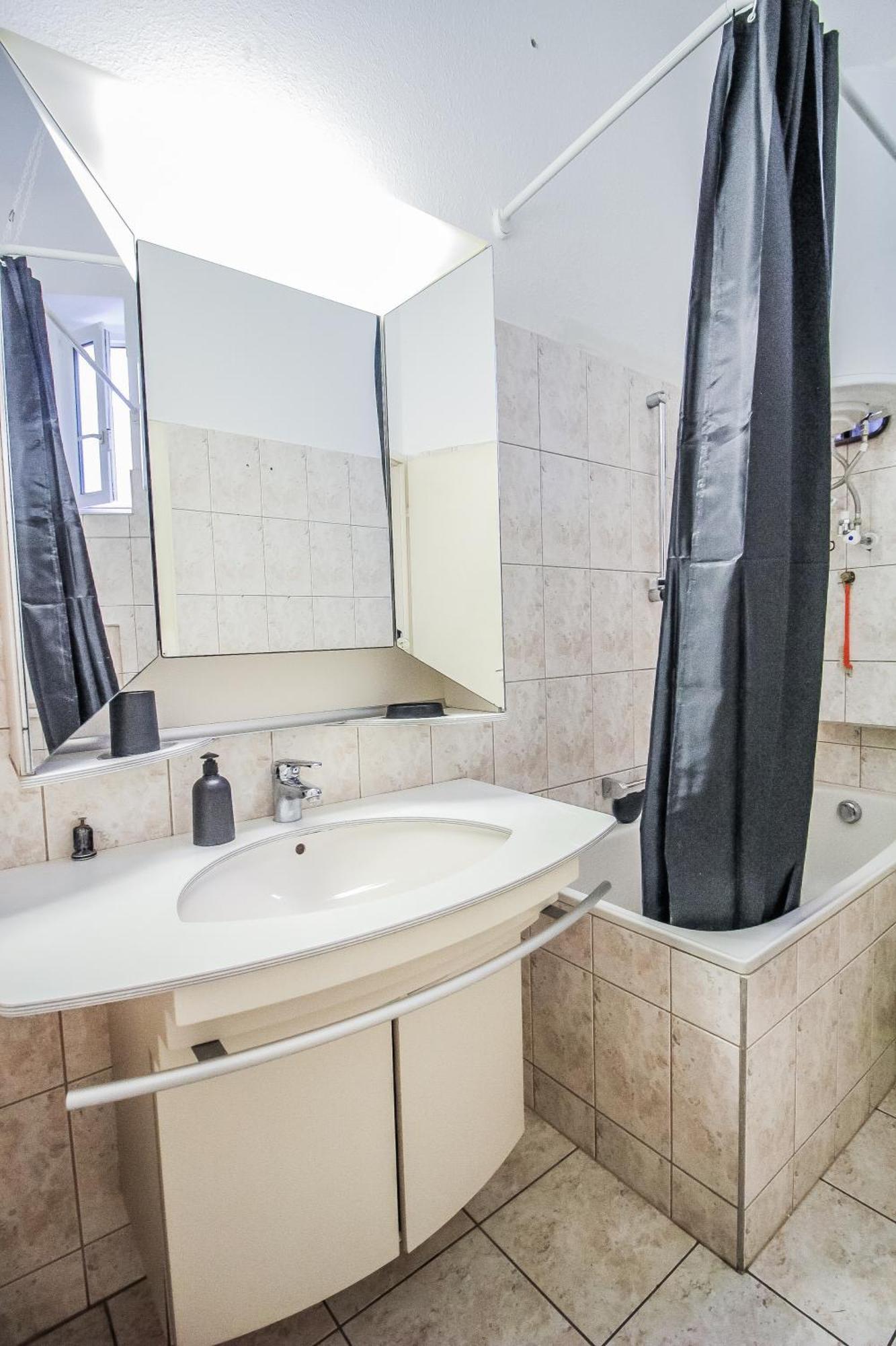 Comfortable Accommodations In The Alterlaa Area Lv5 Vienna Esterno foto